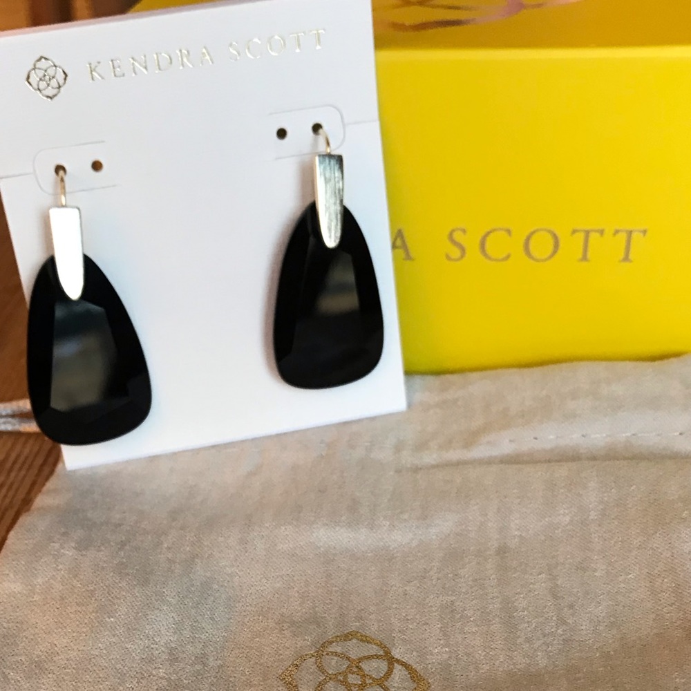 Kendra Scott Marty Drop  earrings